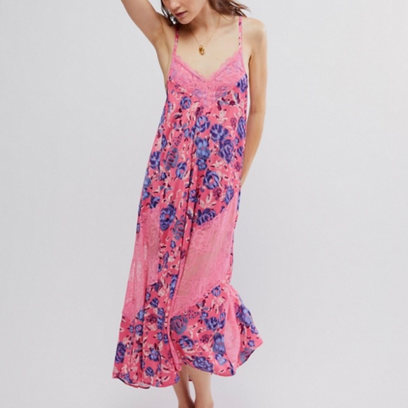 Free People Dresses & Skirts - Free People Pink Floral Lace Slip Dress